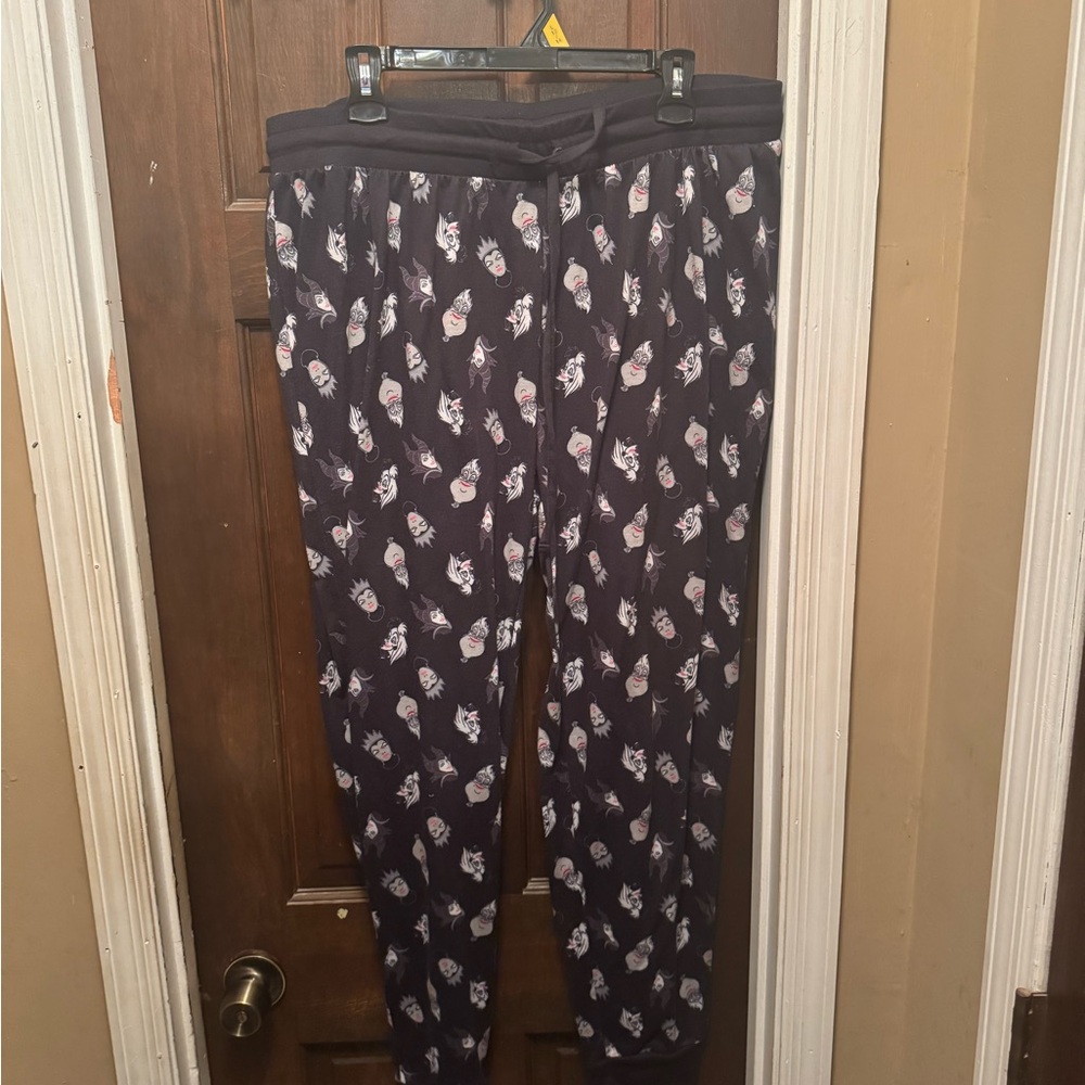 Women’s XL Disney Villains Black Cat Print Pajama Pants